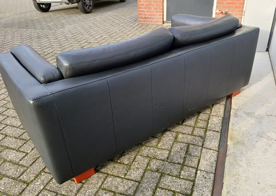 Image 1 of Beautiful Black Leather 2.5 Seater Sofa From Montel