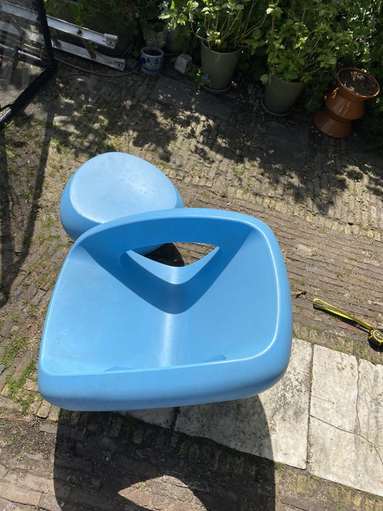 Image 1 of Sillón de diseño LONC Seaser + otomana / Teaser – azul claro