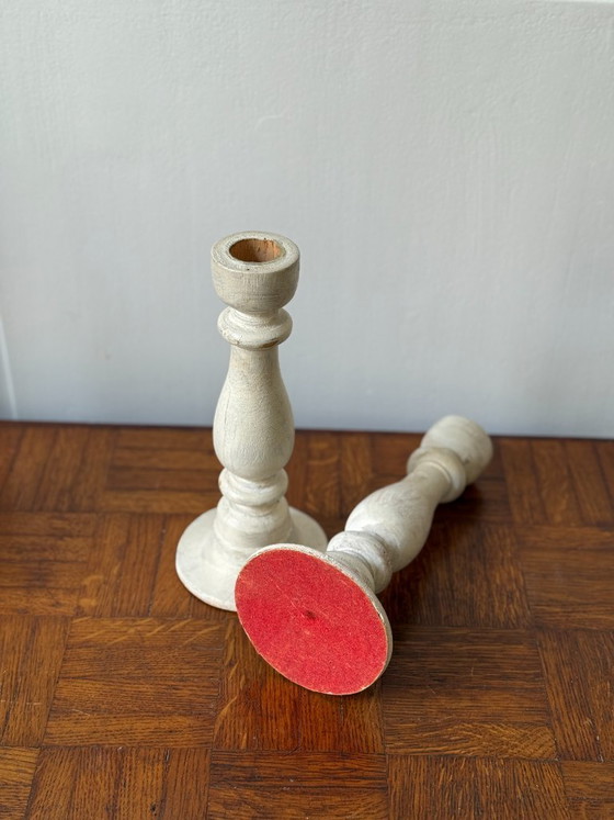 Image 1 of Bougeoirs en bois blanc 