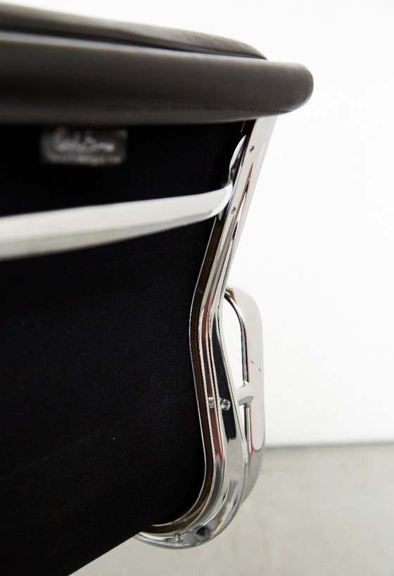 Image 1 of Charles & Ray Eames Chair EA 208 Chair for Vitra