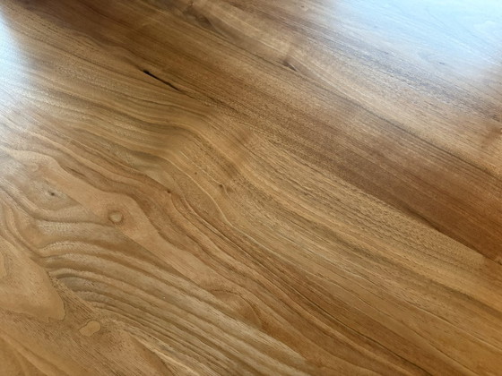 Image 1 of Dining table Bert Plantagie