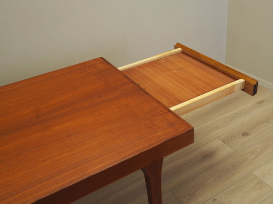Image 1 of Table en teck, design danois, années 1970, production : Danemark