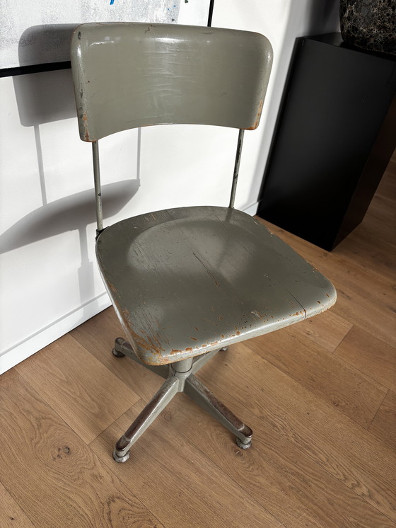 Image 1 of Ancien bureau industriel vintage TUBAX