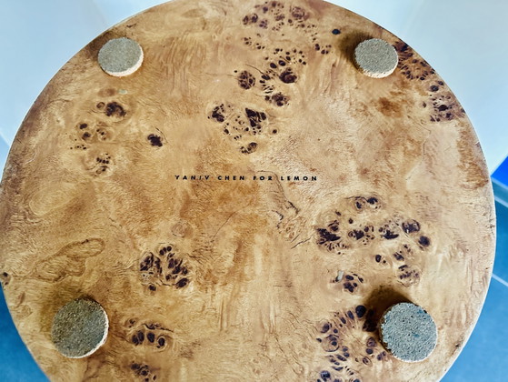 Zeldzame Lemon Furniture Nachtkastjes Constant Van Burl By Yaniv Chen – Brass, Wood (photo 3 of 15)
