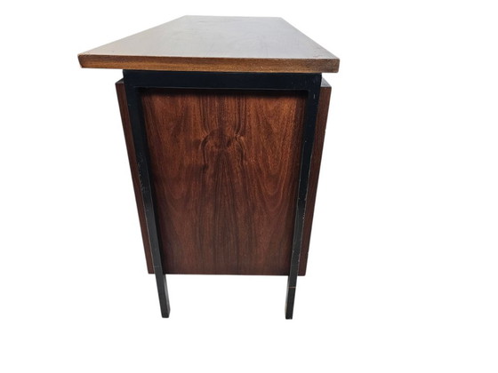 Scrivanie con piano in legno e cassettiera, Metallo, Marrone, Mid Century Modern (foto 4 di 8)