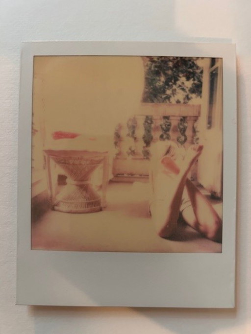 Intimes Polaroid-Kunstwerk im Rahmen - gekauft bei Art Amsterdam