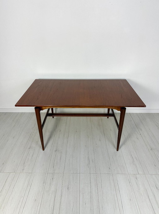 Uitschuifbare eettafel van Deens teakhout uit de jaren 60 – Grote minimalistische tafel in mid-century stijl met verlengstukken