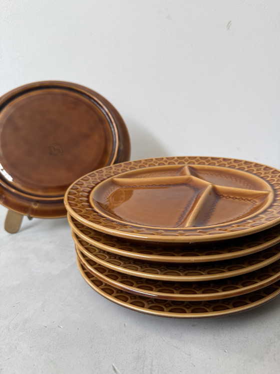 Image 1 of Ensemble de 6 assiettes à fondue vintage Sarreguemines | Années 1970 | Brun caramel