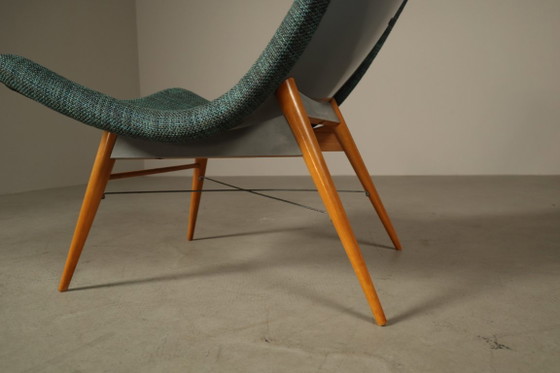 Paar Sessel von Miroslav Navrátil für Český Nábytek, Tschechoslowakei, 1959 – Fiberglass, Wood (photo 14 of 15)