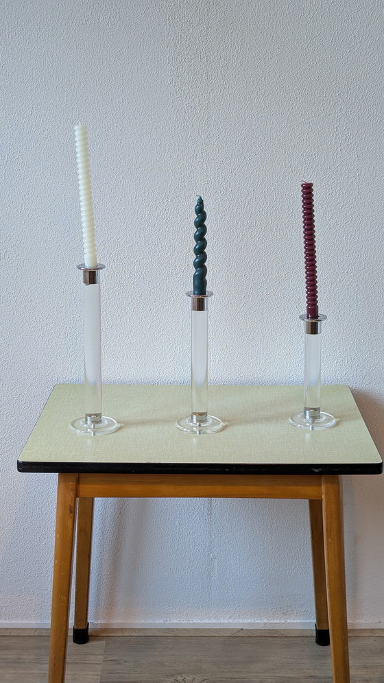 Image 1 of Vintage plexiglas chromen kandelaars Svenskt Tenn stijl trio