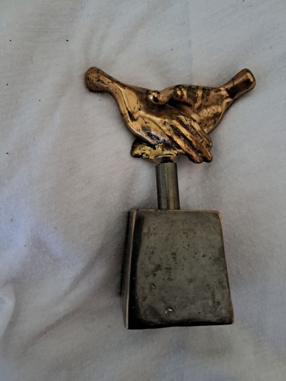 Sculpture Bronze "Mains Entrelacées" - Yves LOHÉ - Vintage, Doré (photo 9 sur 9)