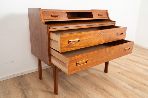 Image 1 of Escritorio de Arne Wahl Iversen