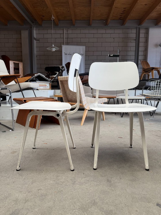 Image 1 of Ahrend Revolt Stuhl Hochglanz Weiß (Vorrat: mehrere)