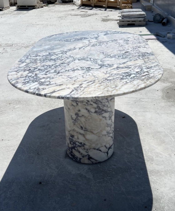 Image 1 of Table à manger en marbre Viola