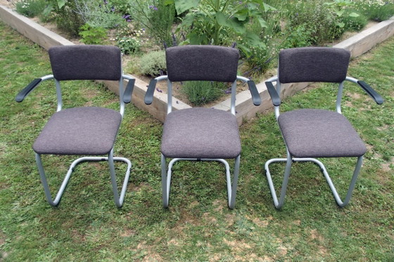 3 slede-/cantileverstoelen – Eetkamerstoelen, Textile (photo 3 of 16)
