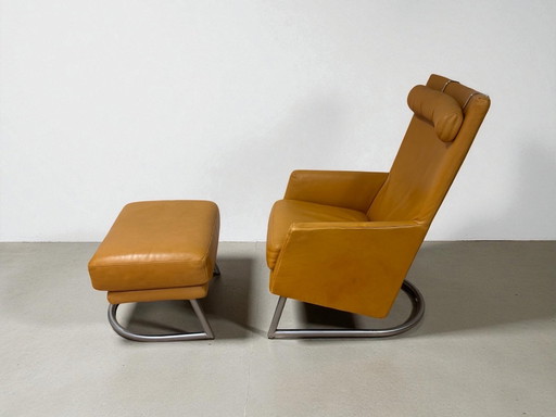 Sillón Montis Madonna con hocker