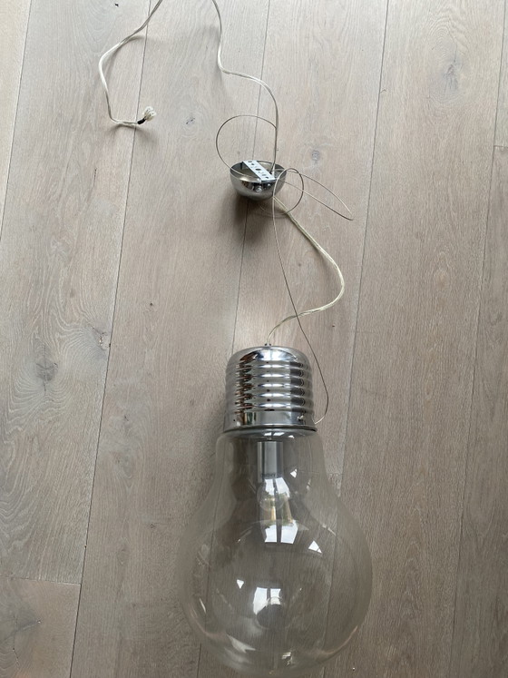Image 1 of Grote lamp in vorm van gloeilamp - modern design