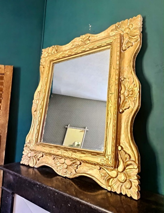 Image 1 of Large mirror in gilded wood