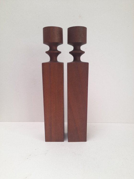 Image 1 of Paire de grands bougeoirs en teak danois 50s