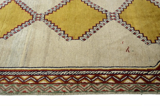 Image 1 of Handgeknüpfter Gabbeh Nomadenteppich – 226 x 133 cm – Naturtöne & Senfgelb – Unikat aus reiner Wolle