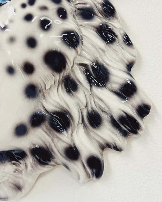Image 1 of Masque mural léopard en céramique blanche