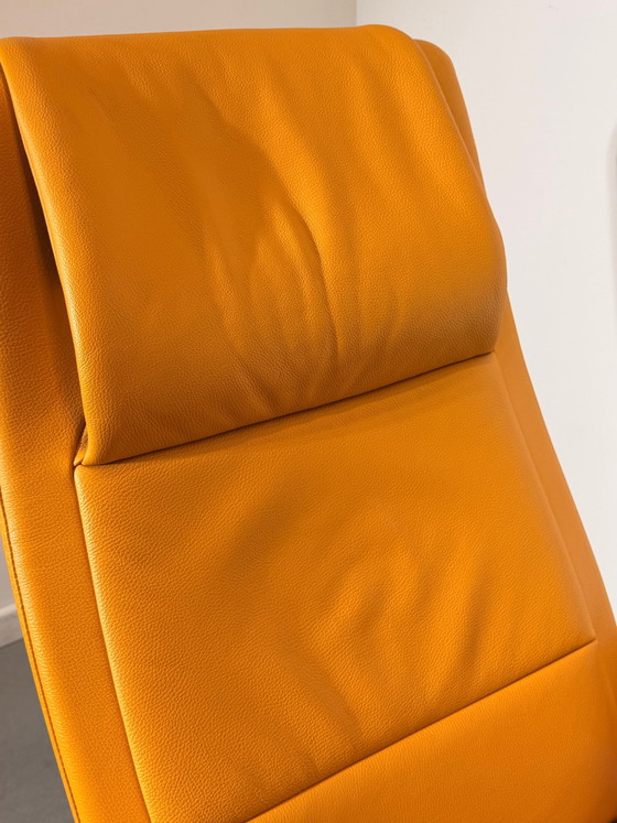Poltrona reclinabile Stressless City con poggiapiedi – Pelle color giallo senape – Poltrone relax (photo 6 of 7)