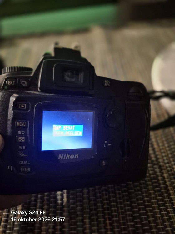 Nikon D 70 – Fotografías, Vidrio, Metal (photo 4 of 5)
