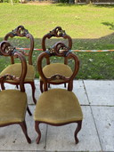 Seis sillas Biedermeier antiguas, tallas de madera antiguas