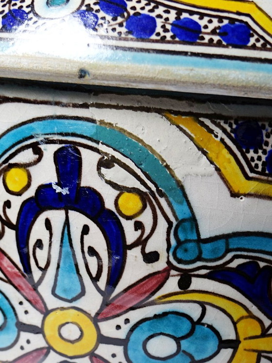 Grote oude Fes Jobbana van polychroom faience, Marokko 20e eeuw – Vintage, Decoratieve objecten, Ceramic (photo 8 of 15)