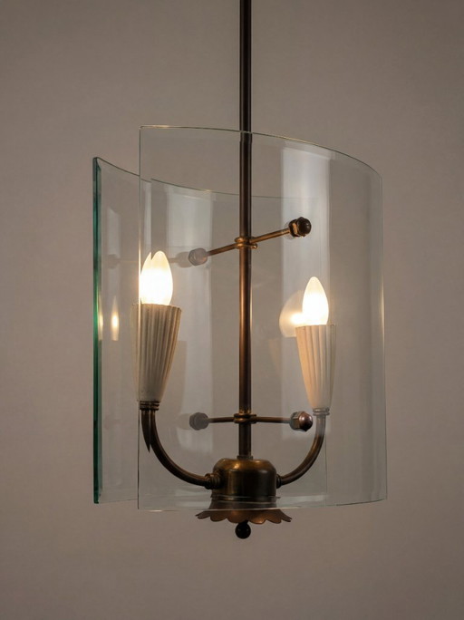 Lampada a sospensione in vetro curvato e ottone di Pietro Chiesa per Fontana Arte, anni '40
