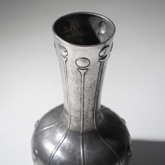 Art Decò Tinnen vaas van Bellotti, jaren 20 – Vazen, Metal (photo 8 of 12)