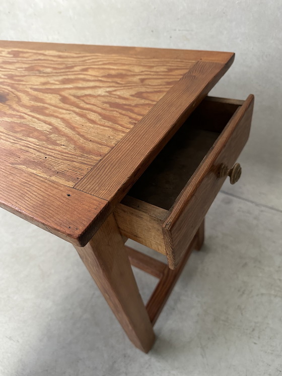 Image 1 of Mesa antigua de pino albar