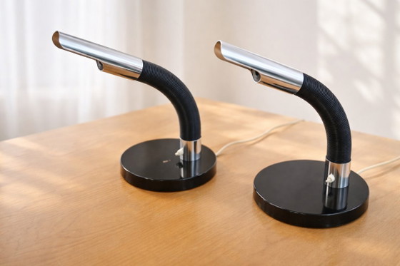 Image 1 of Set van twee vintage Goffredo Reggiani G22 tafellampen – Gemaakt in Italië, modernistisch design, zwart en chroom, origineel.