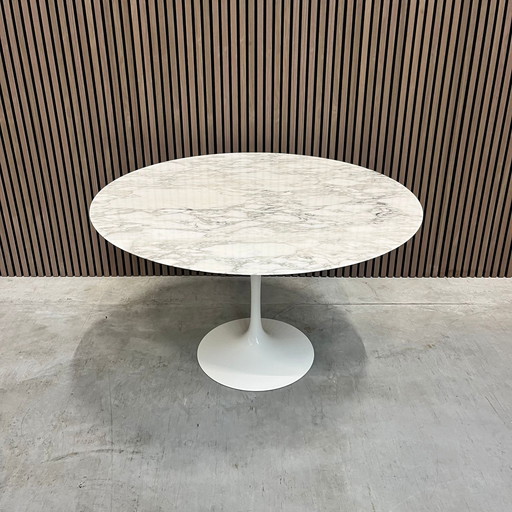 Knoll Saarinen High tulip table - 137 cm - arebescato