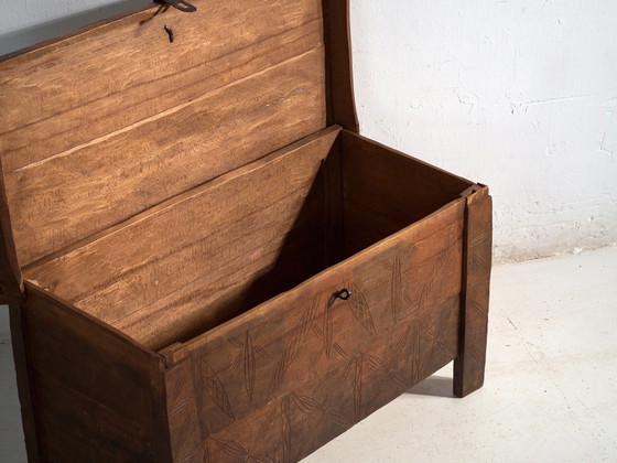 Antieke gesneden kist van grenenhout – Transsylvanië, circa 1900 – Opbergkast, Iron, Rustic (photo 40 of 40)
