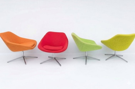 4 chaises design Allermuir