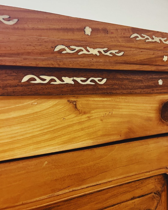 Image 1 of Antiker chinesischer Schrank