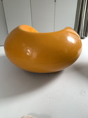 Chaise Pastil Eero Aarnio en jaune ocre