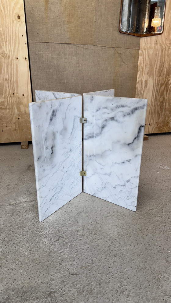 Image 1 of Tavolo da pranzo ottagonale in marmo