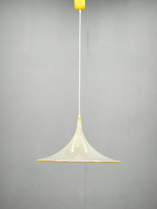 Lampada a sospensione Guzzini Meblo Trumpet Space Age anni '70, Italia
