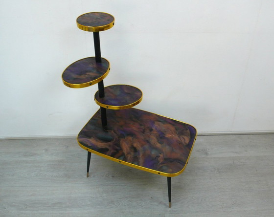 Image 1 of Portafiori anni '50-'60 Tavolo da fiori etagere a 4 livelli, viola scuro marmorizzato, Mid Century Modern