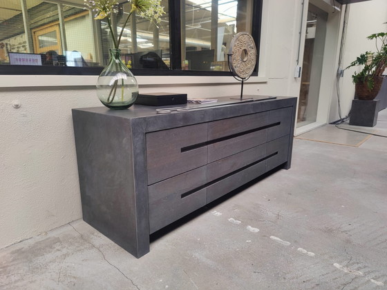 Image 1 of Grijs Dressoir / Woonbeton