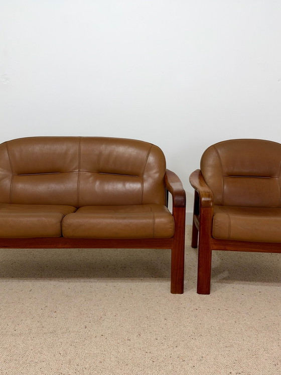 Vintage living room set – 2 seaters & cognac leather armchair (photo 3 of 12)