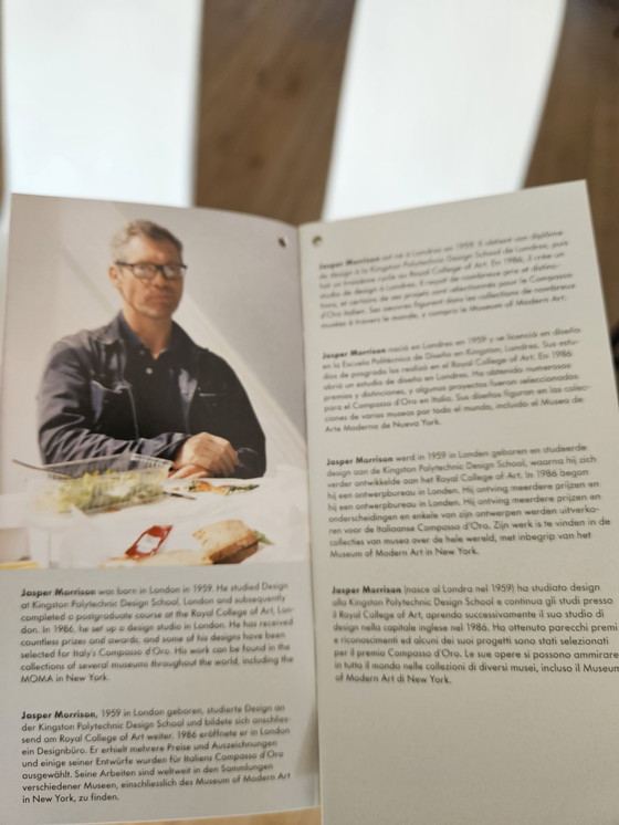 Image 1 of 2 x Vitra Einbeinstativ, weißes Leder