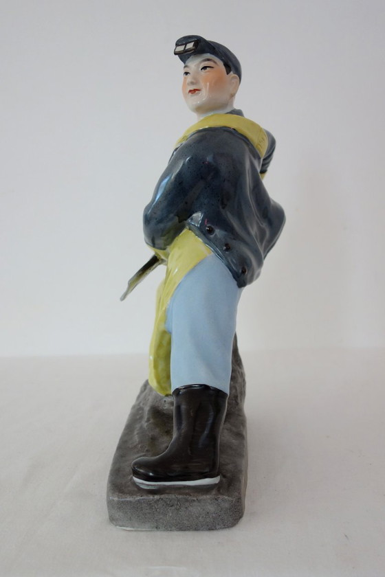 Image 1 of Propaganda statue/figurine from the Chinese Cultural Revolution #18