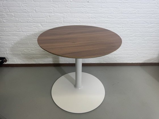 Image 1 of Artifort circle 80 cm diameter  