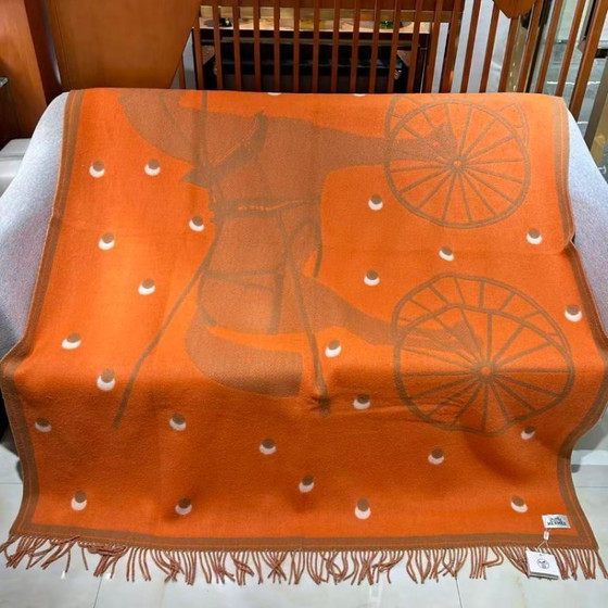 Image 1 of Hermès ‘Cheval Cabriolet’ sjaal, geïnspireerd op de wollen deken van Giampaolo Pani.