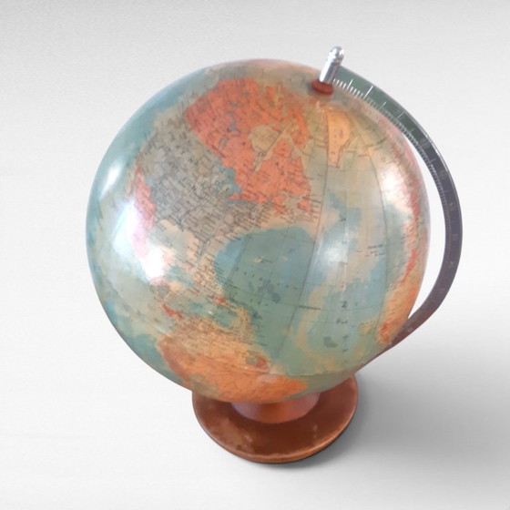 Image 1 of Globe vintage Räth en papier mâché, RDA 1975, H45D35
