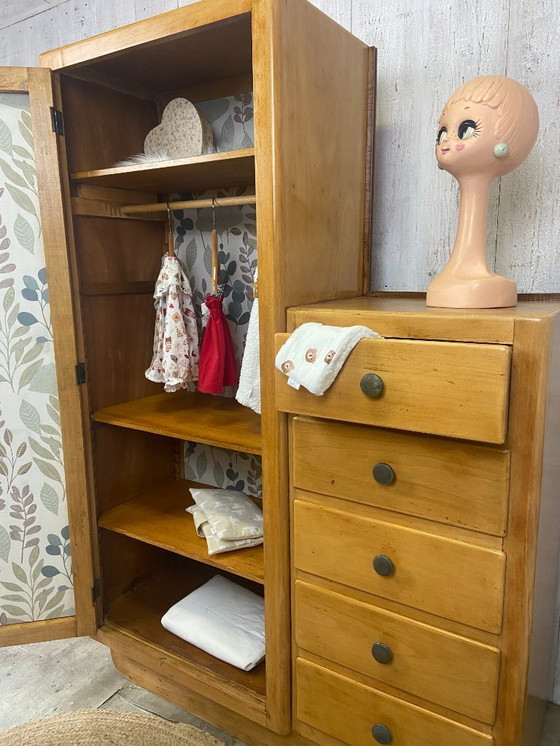 Image 1 of Armadio asimmetrico degli anni '50