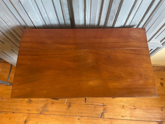 Image 1 of Tavolino laterale in mogano, tavolino francese